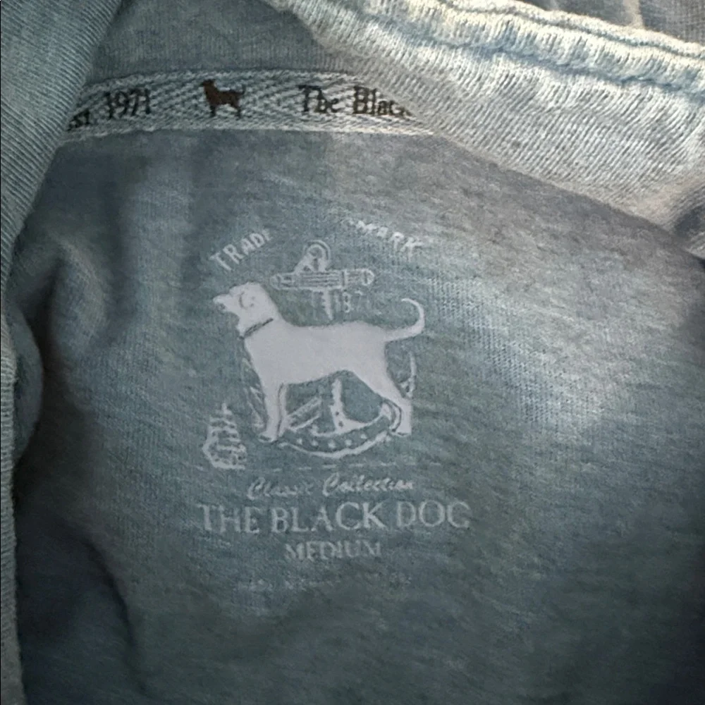 The Black Dog Men's Quarter Zip Pullover